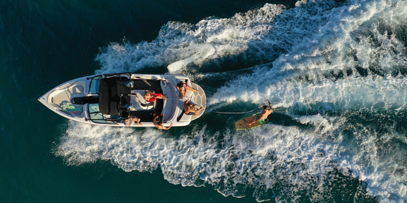You are currently viewing Fun and Engaging Activities to Enjoy on Your Boat